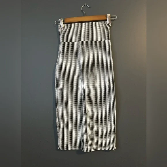 Akira matching Houndstooth set cropped turtleneck with pencil skirt Small - Picture 2 of 5